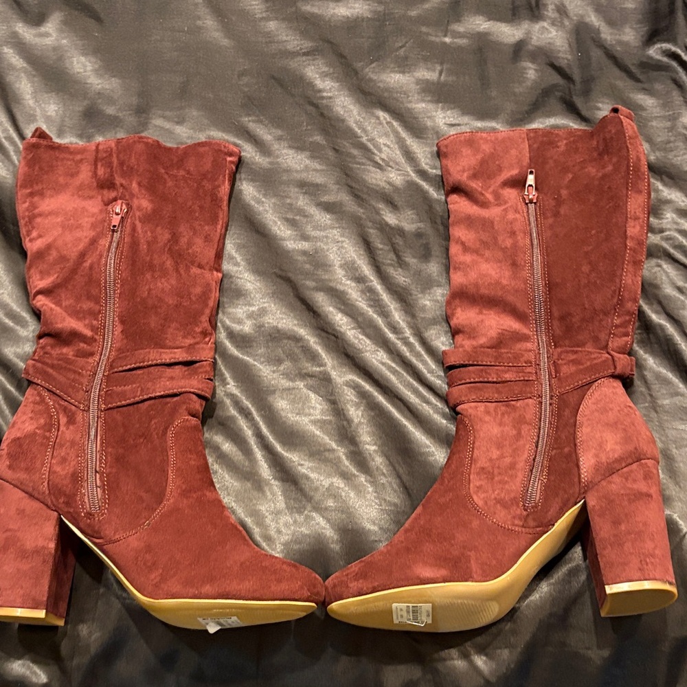 Buckle Women's Heeled Boots - Picture 2 of 5
